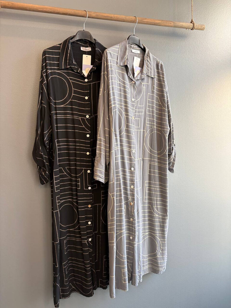 Viskozes kleita ar apdruku